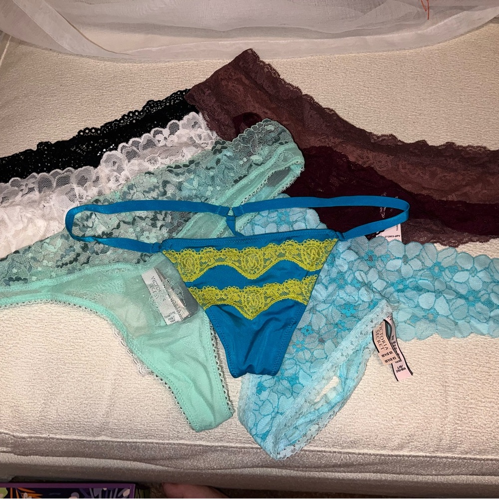 Women’s Lace Thongs and Undies